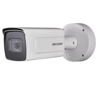 Hikvision 2 Мп мережева відеокамера з кронштейном DS-2CD7A26G0-IZS+BOX